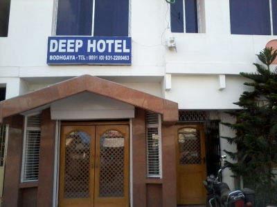 بود جايا Deep Hotel المظهر الخارجي الصورة